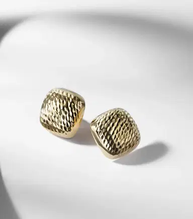 STONE AND STRAND Bond 14kt gold oversized earrings | Thumbnail 5 STONE AND STRAND Bond 14kt gold oversized earrings | Thumbnail 5
