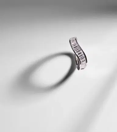 Anita Ko Wave 18kt white gold ring with diamonds | Thumbnail 5