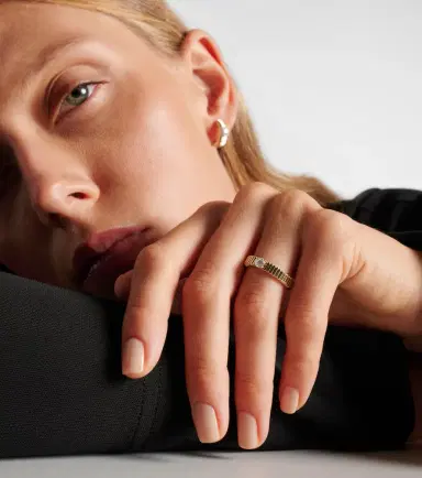 Stone and Strand Cher 14kt gold ring with diamonds | Thumbnail 4