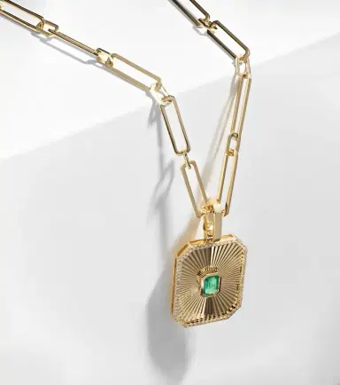 Shay Jewelry Radiant Deco 18kt gold pendant necklace with emerald and diamonds | Thumbnail 4