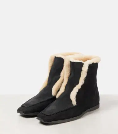 Toteme Shearling-lined leather ankle boots | Thumbnail 2