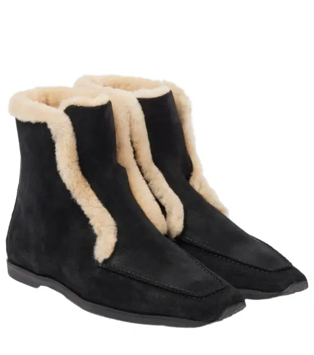 Toteme Shearling-lined leather ankle boots