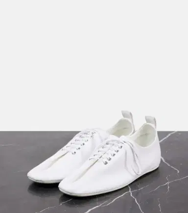 Toteme Canvas lace-up flats | Thumbnail 4