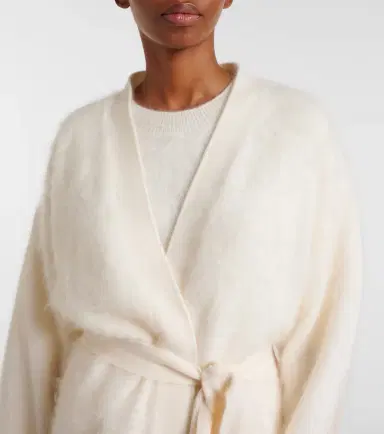 Lisa Yang Amina cashmere cardigan | Thumbnail 5