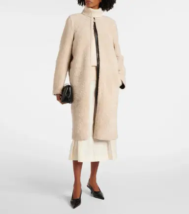 Toteme Shearling coat | Thumbnail 4