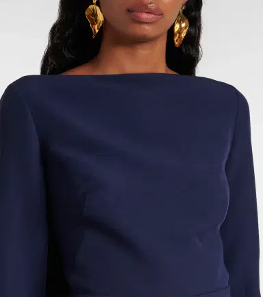 Safiyaa Ginevra caped crêpe gown | Thumbnail 4