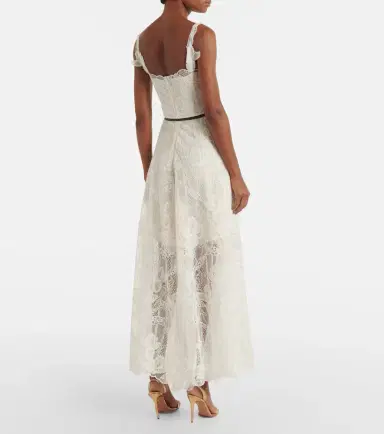 Oscar de la Renta Lace gown | Thumbnail 3