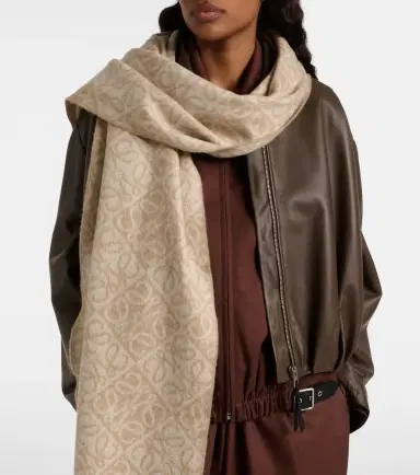 Loewe Anagram wool and cashmere scarf | Thumbnail 4