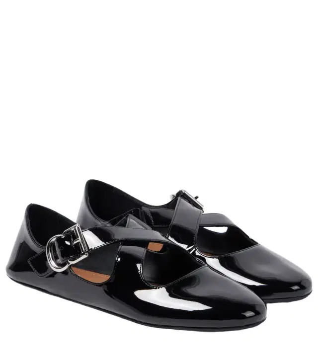 Alaia Alaïa Criss Cross patent leather ballet flats