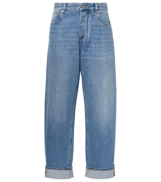 Mid-rise straight jeans