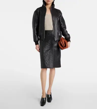 Bottega Veneta Intrecciato leather midi skirt | Thumbnail 2