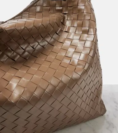 Bottega Veneta Hop Large Intrecciato leather shoulder bag | Thumbnail 5