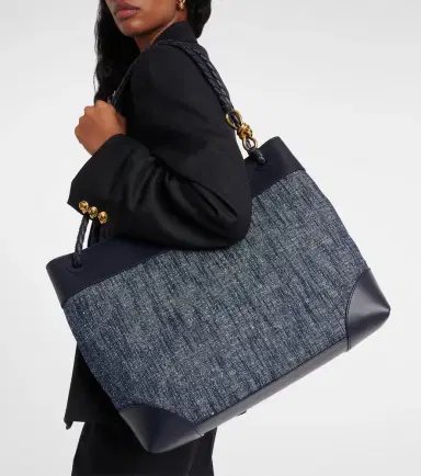 Bottega Veneta Andiamo Large denim tote bag | Thumbnail 7