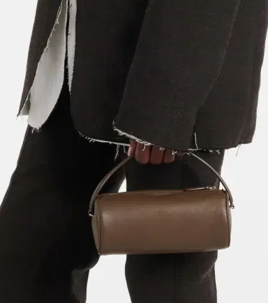 The Row Round '90s leather shoulder bag | Thumbnail 2