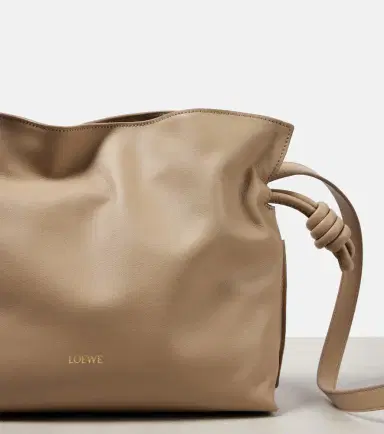 Loewe Flamenco Medium leather clutch | Thumbnail 3