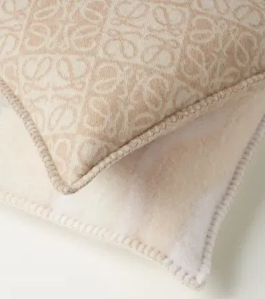 Loewe Anagram wool and cashmere cushion | Thumbnail 3