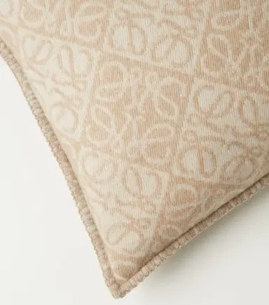 Loewe Anagram wool and cashmere cushion | Thumbnail 4