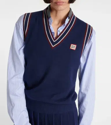 Miu Miu Wool and cashmere sweater vest | Thumbnail 5