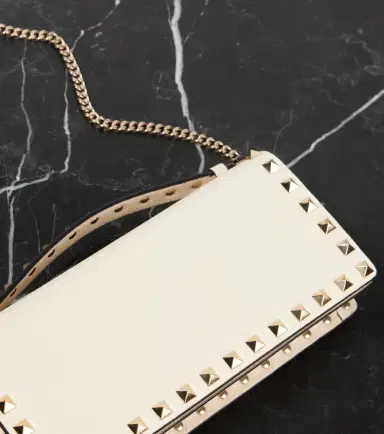 Valentino Garavani Rockstud leather wallet on chain | Thumbnail 3 Valentino Garavani Rockstud leather wallet on chain | Thumbnail 3