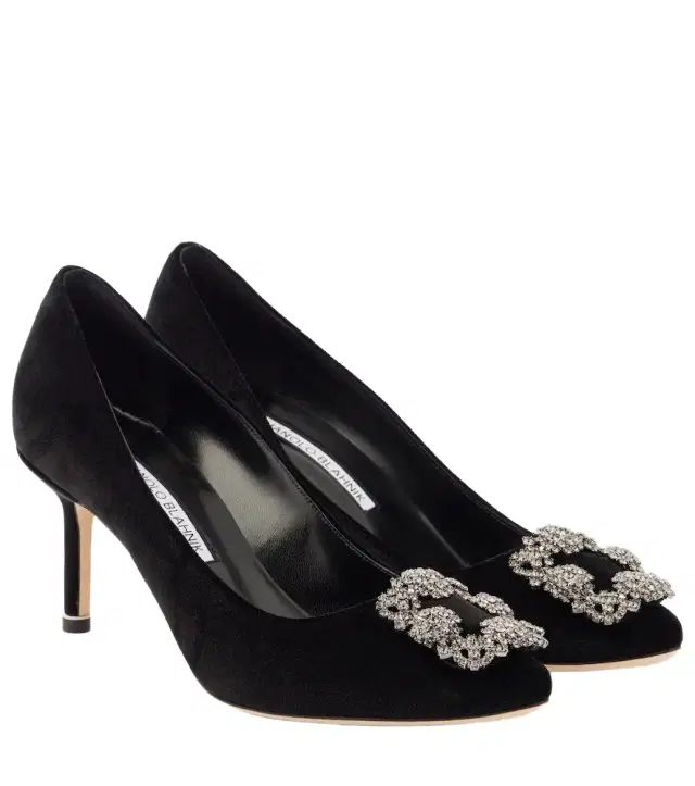 Manolo Blahnik Hangisi 70 embellished velvet pumps