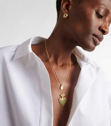Ileana Makri Blowing Heart 18kt gold pendant necklace with Tsavorites | Thumbnail 4