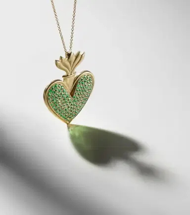 Ileana Makri Blowing Heart 18kt gold pendant necklace with Tsavorites | Thumbnail 5