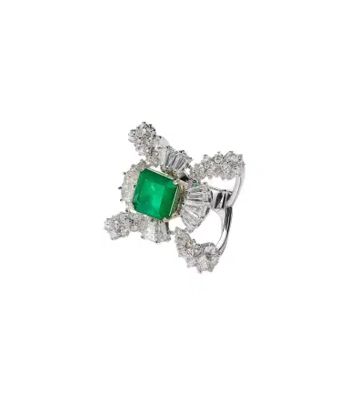 YEPREM Reign Supreme 18kt white gold ring with diamonds and emerald | Thumbnail 1 YEPREM Reign Supreme 18kt white gold ring with diamonds and emerald | Thumbnail 1