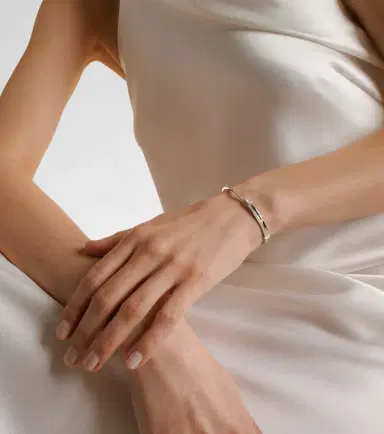 Repossi Serti Sur Vide 18kt white gold bangle with diamonds | Thumbnail 5