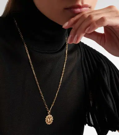 Foundrae Reverie Medium 18kt gold pendant with diamonds | Thumbnail 4 Foundrae Reverie Medium 18kt gold pendant with diamonds | Thumbnail 4