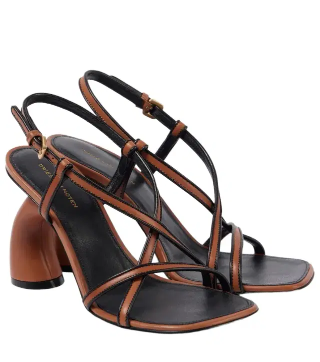 Dries Van Noten 95 leather sandals