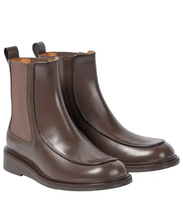 Tod's Leather Chelsea boots