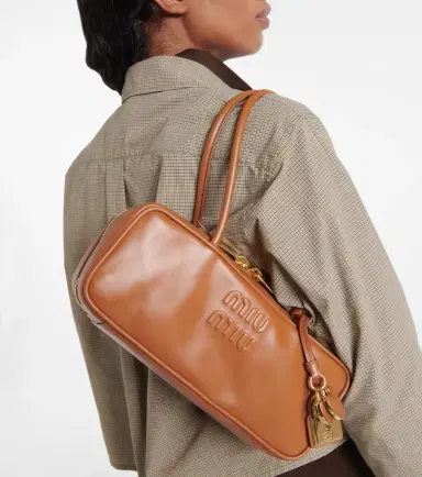 Miu Miu Beau logo embossed leather tote bag | Thumbnail 5