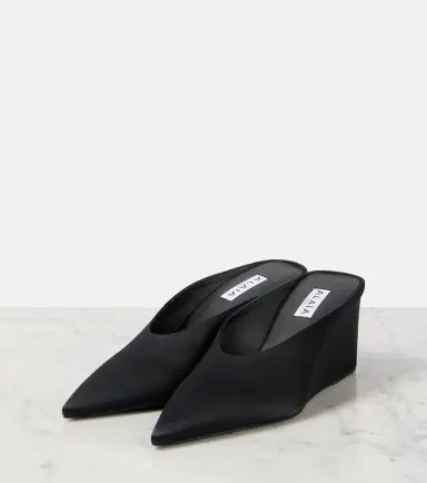 Alaïa Alaïa Cube 75 satin wedge mules | Thumbnail 4