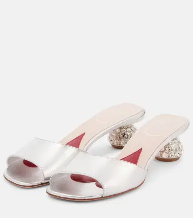Roger Vivier Embellished leather mules | Thumbnail 2