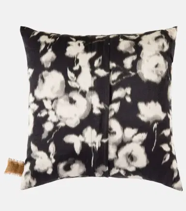 The House of Lyria Astrantia cushion | Thumbnail 4