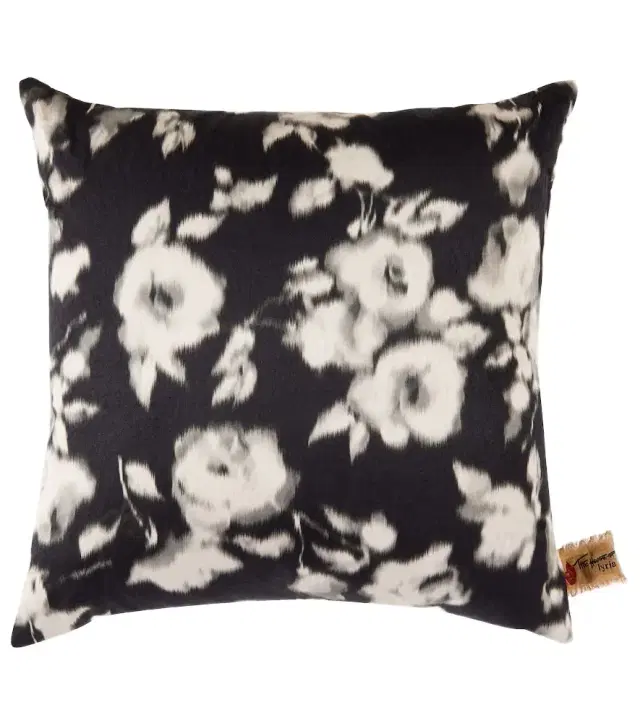 The House of Lyria Astrantia cushion