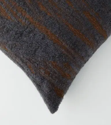 The House of Lyria Angaria wool-blend cushion | Thumbnail 4