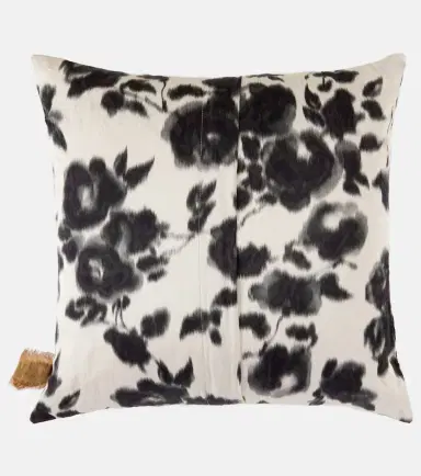 The House of Lyria Freesia cushion | Thumbnail 3