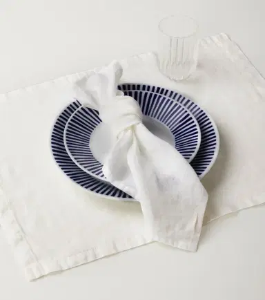 Once Milano Set of 4 linen napkins | Thumbnail 4