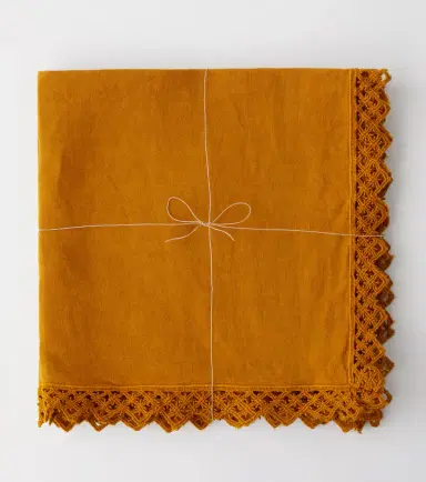 Once Milano Set of 4 macramé-trimmed linen napkins | Thumbnail 4
