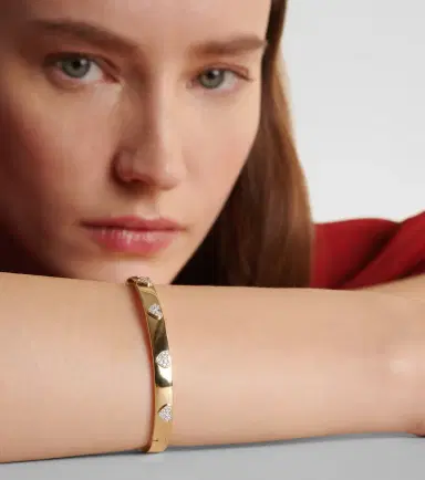 Sydney Evan Heart 14kt gold bangle with diamonds | Thumbnail 4
