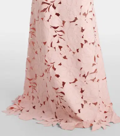 Costarellos Kasia floral off-shoulder lace gown | Thumbnail 5