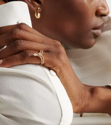 SHAY JEWELRY 18kt gold pinky ring with diamonds | Thumbnail 4