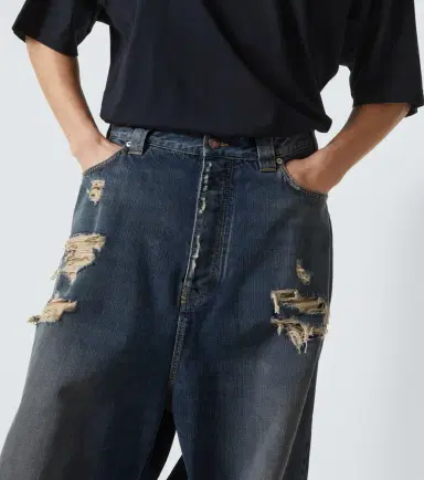 Balenciaga Distressed mid-rise wide-leg jeans | Thumbnail 2