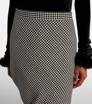 Balenciaga Twisted houndstooth wool pencil skirt | Thumbnail 3