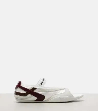 Miu Miu Gymnasium leather-trimmed thong sandals | Thumbnail 2