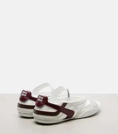 Miu Miu Gymnasium leather-trimmed thong sandals | Thumbnail 3