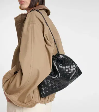 Bottega Veneta Dustbag Intrecciato leather clutch | Thumbnail 7