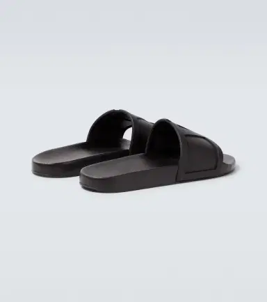 Valentino Garavani VLogo slides | Thumbnail 6 Valentino Garavani VLogo slides | Thumbnail 6
