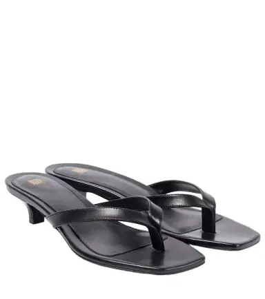 TOTEME Leather thong sandals | Thumbnail 1